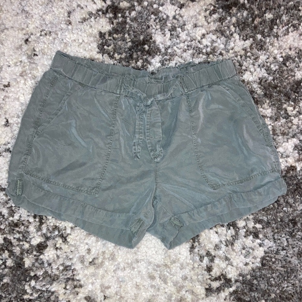 Aerie Army Green Lyocell Shorts Sz Small